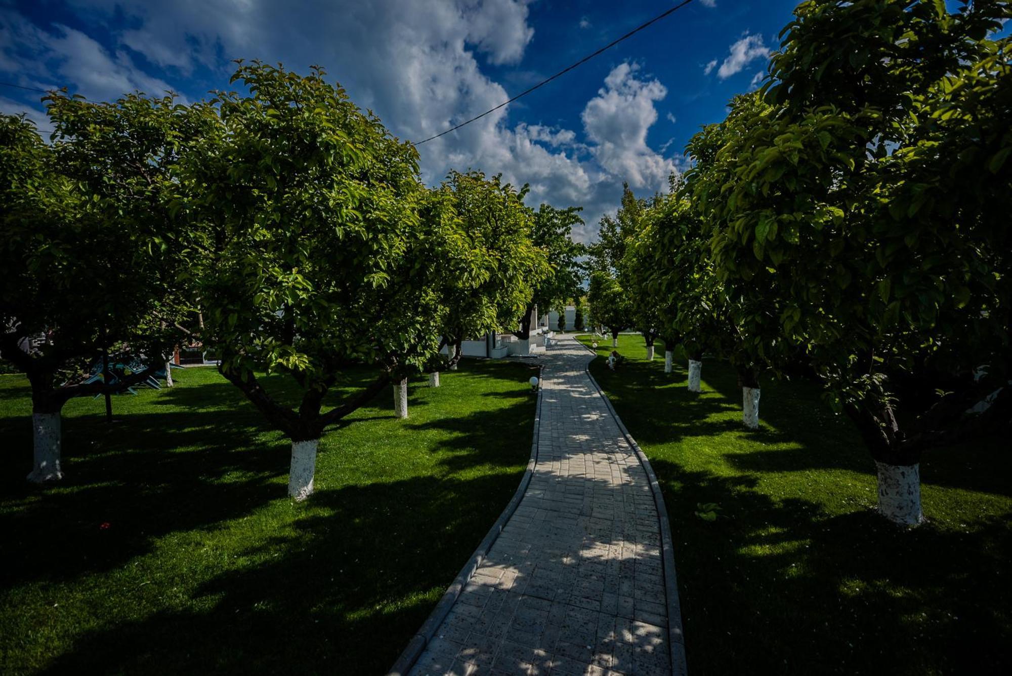 Nb Boutique Hotel Tuzla Bagian luar foto